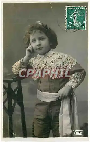 Cartes postales Enfant Pensant