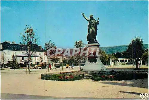 Cartes postales moderne Lons le Saunier (Jura) Place de la Chevalerie Statue de Rouge de Lisle