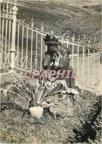 Cartes postales moderne Pelerinage de Notre Dame de la Salette Au Creux du Ravin La Vierge en Pleurs