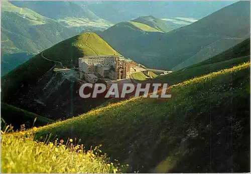 Cartes postales moderne Sanctuaire Notre Dame de la Salette Altitude 1770 metres Le Sanctuaire vu du Chamoux