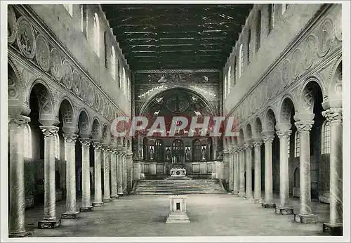 Cartes postales moderne Ravenna (dintorni) Basilica di S Apollinare in Classe La Navata Maggiiore (VI Sec)