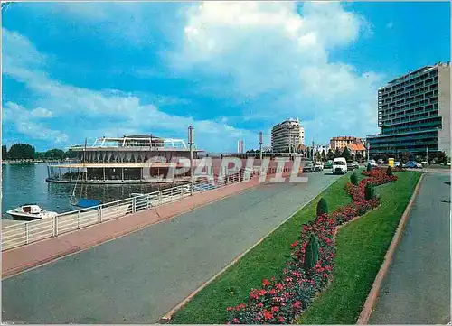 Cartes postales moderne Vichy le Plan d'Eau et ses Promenades