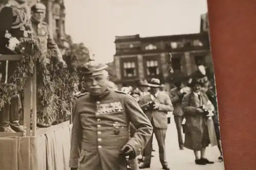 tolles altes Foto Generalfeldmarschall v. Mackensen u. weitere  Hannover ?? 20er