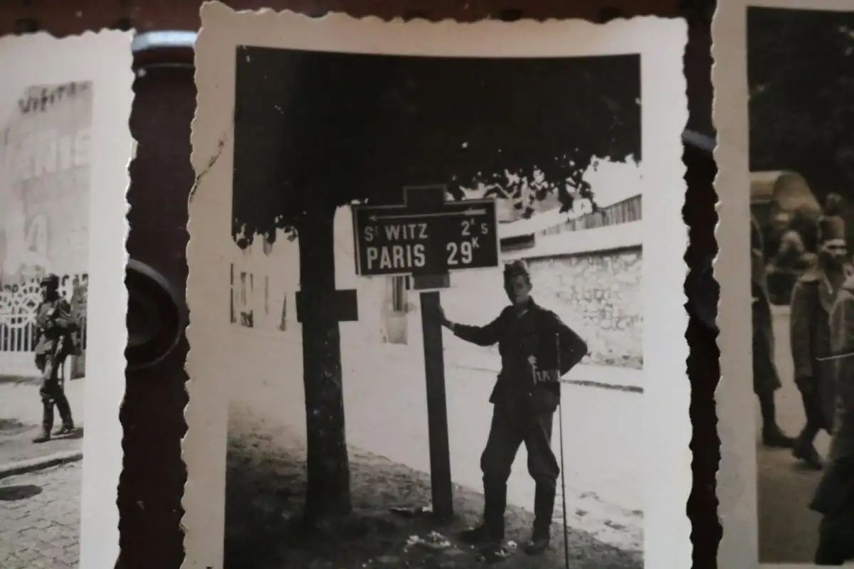 38 alte Fotos - Soldaten - frz. Gefangene - Paris - Frankreich