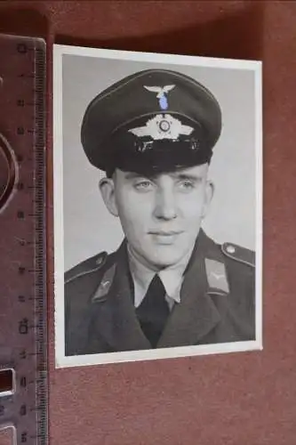 tolles altes Foto - Portrait eines Soldaten Luftwaffe 1941