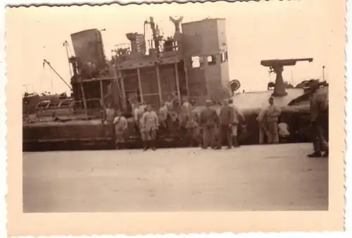 42809 Foto Soldaten U-Boot Schiff Marine Frankreich