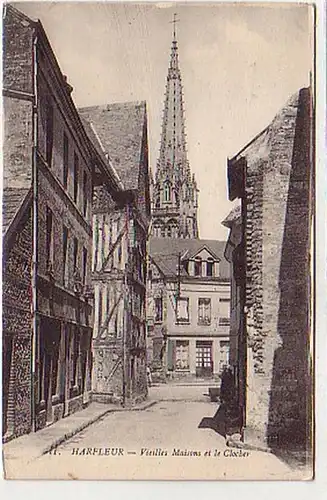 21086 Ak Harfleur Vieilles Maisons et le Clocher um1920