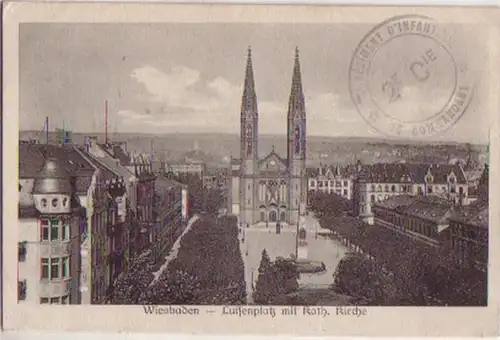 14108 Ak Wiesbaden Luisenplatz mit Kath. Kirche um 1920