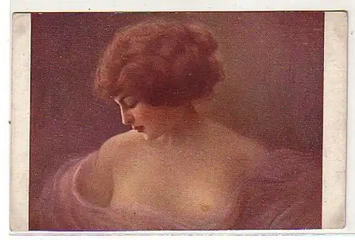 02902 Ak érotique fille nue image de poitrine vers 1920