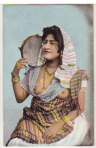 02889 Ak érotique nue dame arabe vers 1910