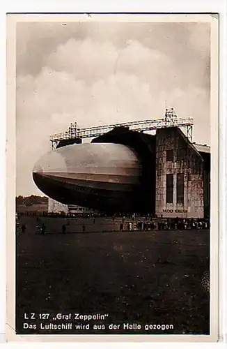 02052 Ak LZ 127 "Graf Zeppelin" in der Halle 1932