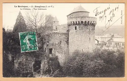 CPA Fougeres, Le Chateau, Vue Interiore, gel.