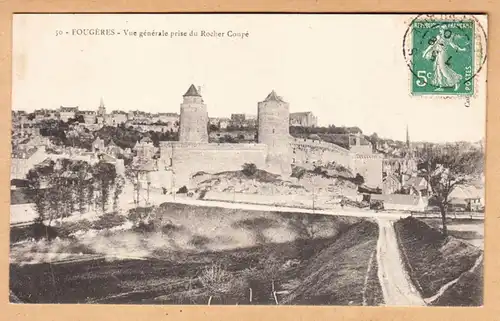 CPA Fougeres,Vue generale prisse du Rocher Coupe, gel.