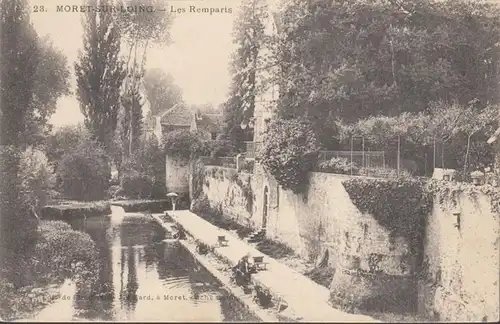 CPA Moret-sur-Loing Les Remparts, circulé