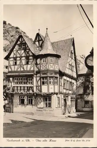 Bacharach, La vieille maison, incurvée