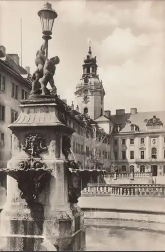 Rudolstadt, Musées Heidecksburg, Cour, incurvée