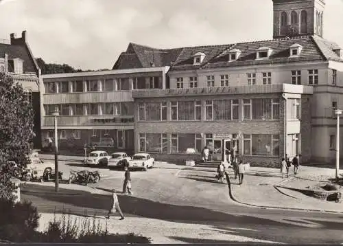 Bergen, Marktplatz, Apotheke und Hotel Ratskeller, gelaufen 1971