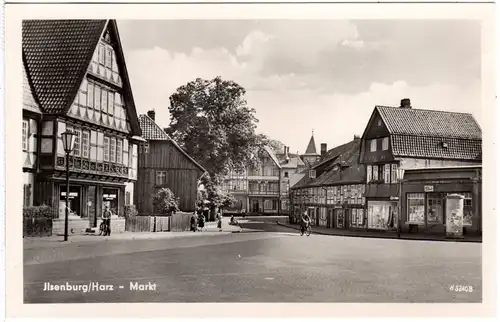 Ilsenburg, Markt m. Geschäften u. Personen, ungebr. sw-AK