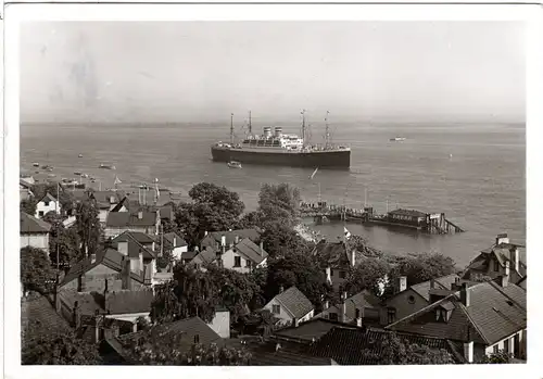 Hamburg Blankenese, Blick auf die Elbe m. Dampfer u. Gebäuden, 1942 gebr. sw-AK