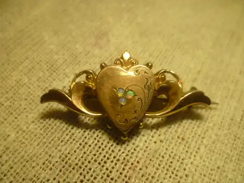 Brautschmuck Schaumgold Biedermeier um 1870 gefasst mit 3 Opalen  der Hingucker !!