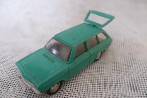 Schuco 1/66 Nr. 301846 Opel Ascona Voyage Kombi Türkis