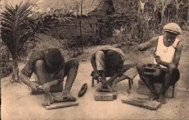 Belgisch Kongo Mission des Premontres Tongerloo Holz Schnitzer * ca. 1910