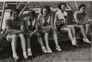 Olympische Spiele 1936,  Läuferinnen des 80m-Hürdenlaufes Sammelbild, keine AK