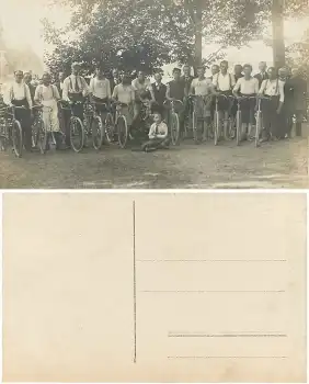 Radrennfahrer Echtfotokarte * ca. 1910