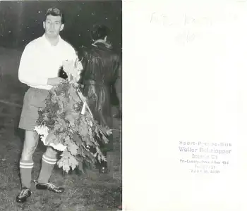 Fritz Walter Fussballspieler 1. FC Kaiserslautern Echtfoto 18 x 10,5 cm um 1960