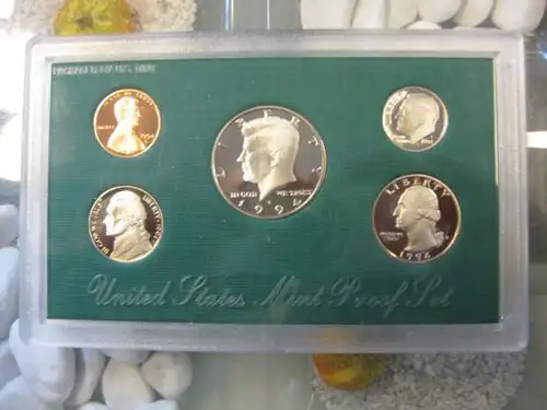 United States Mint Proof Set 1994 in OVP; mit Zertifikat
Münzstätte S (San Francisco)