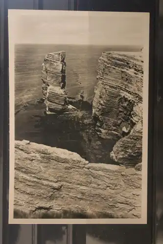 [Echtfotokarte schwarz/weiß] Helgoland Lange Anna. 