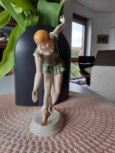 Porzellanfigur Ballerina Volksstedt sehr seltenes Modell, 1.Wahl Tänzerin, Frau 