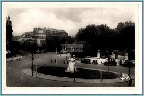 [Ansichtskarte] Dijon (Côte d'Or) Place Darcy. 