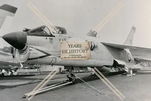 Foto Flugzeug aircraft airplane Bundeswehr u. ausländische Militärische Luftf