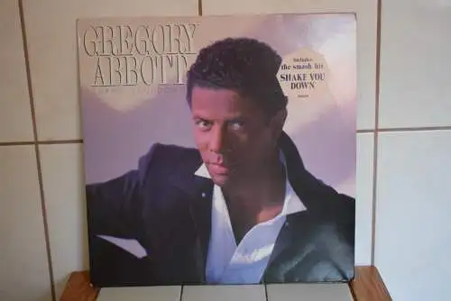 Gregory Abbott – Shake You Down