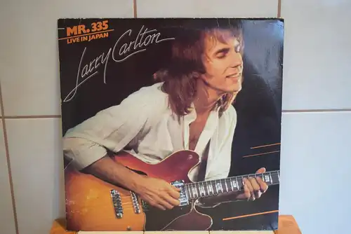 Larry Carlton – Mr. 335 - Live In Japan