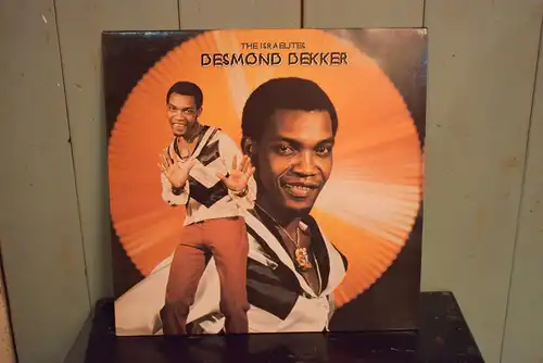 Desmond Dekker ‎– Israelites