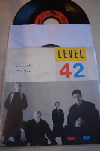 Level 42 ‎– Lessons In Love / Hot Water (Live)