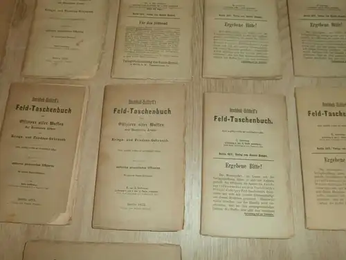 11 x Feld- Taschenbuch für Offiziere , 1872 , Erstausgabe , Militär Konvolut !!!