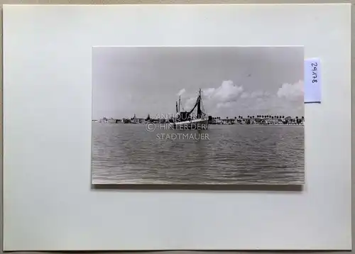 Petzold, W: Rheede und Strand von Larnaca. 