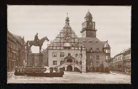 Plauen. Rathaus mit König Albert Denkmal