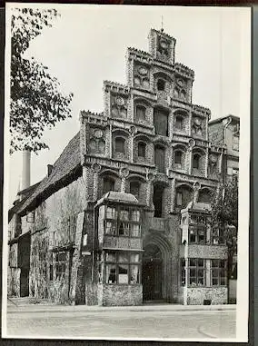Lüneburg. Lünertorstrasse, Giebelhaus des 16. Jahrhunderts