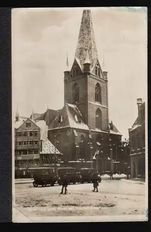 Kiel. Am alten Markt mit Nikolaikirche