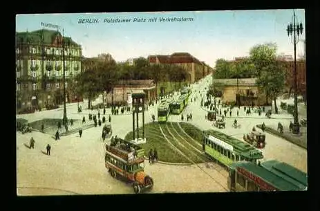 Berlin. Potsdamer Platz mit Verkehrsturm