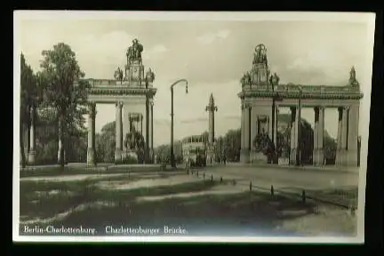 Berlin. Charlottenburg. Charlottenburger Brücke