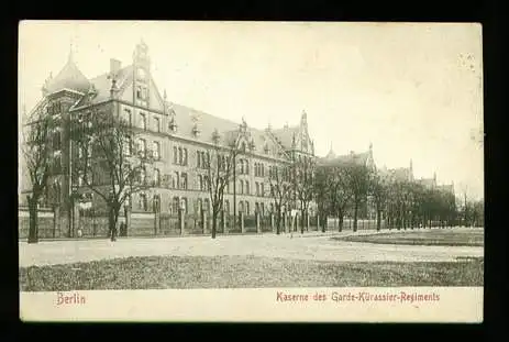 Berlin. Kaserne des Garde Kürassier Regiments