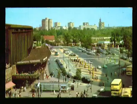 Berlin. Bahnhof Zoo mit Hansaviertel