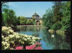 x07067; WIESBADEN. Kurhaus, Parkseite mit See.