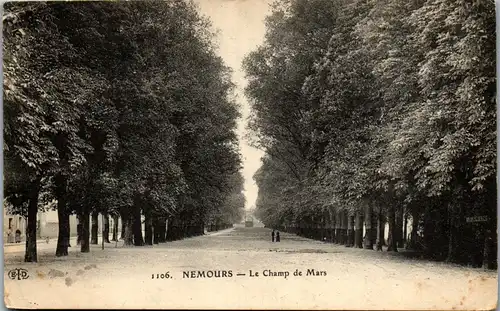 33175 - Frankreich - Nemours , Le Champ de Mars - gelaufen