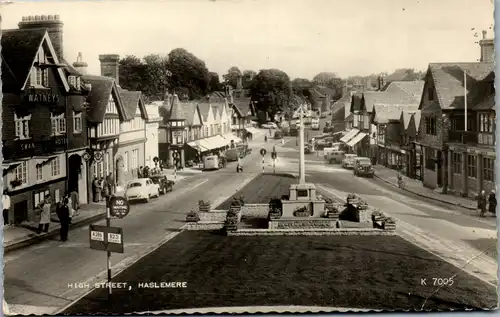 46038 - Großbritannien - Haslemere , High Street - gelaufen 1962